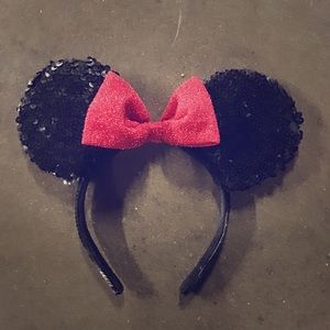 Minnie Mouse Ears